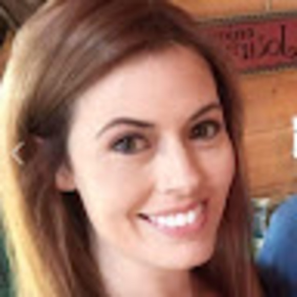 Meet your Posher, Andrea - Picture 1 of 1